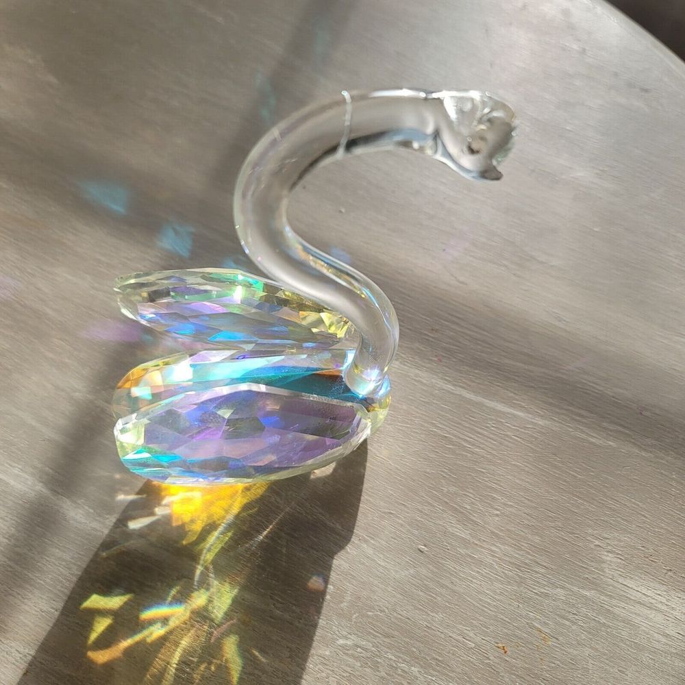 Crystal Art Glass Bird Swan Figurine Paperweight 6" Tall, unsigned